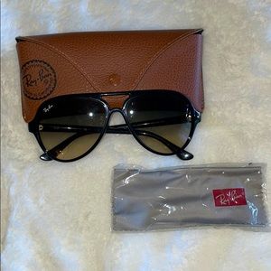 Ray-Ban Cats 5000 Sunglasses